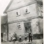 Elternhaus mit Familie